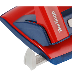 Дырокол Berlingo "Power TX" 30л., металлический, с фиксатором и линейкой, красный