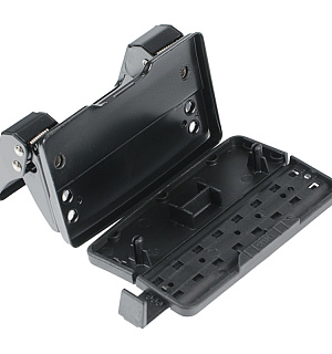 Дырокол Berlingo "Universal" 10л., металлический, черный, с линейкой