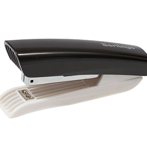 Степлер №10 Berlingo "Blitz" до 10л., пластиковый корпус, черный