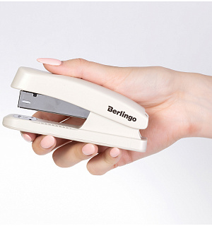 Степлер №24/6, 26/6 Berlingo "Universal" до 30л., пластиковый корпус, ассорти