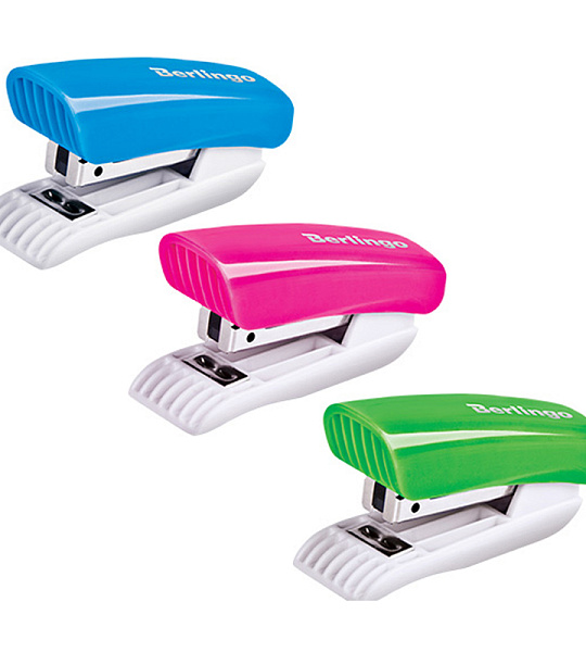 Мини-степлер №24/6, 26/6 Berlingo "Blitz" до 15л., пластиковый корпус, ассорти