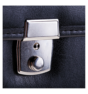 Портфель OfficeSpace "Rotterdam", люкс кожзам, черный, 3 отделения, метал. замок, с ремнем