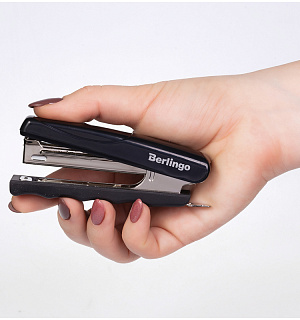 Степлер №10 Berlingo "Comfort" до 16л., пластиковый корпус, черный