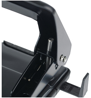 Дырокол Berlingo "Universal" 30л., металлический, черный, с линейкой